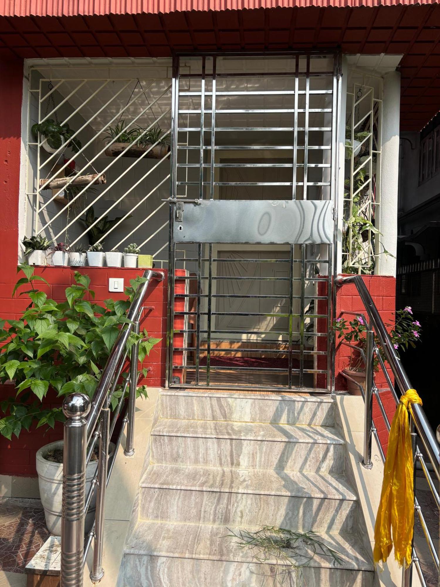 Newa House Homestay Siliguri Ngoại thất bức ảnh